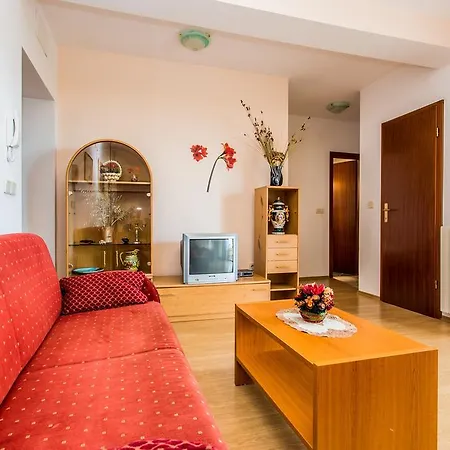 Lavanda 2 Apartment